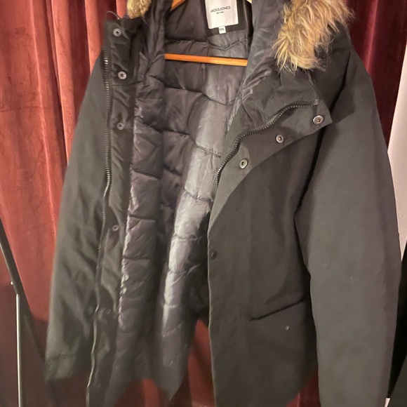 Jack & Jones Men's Black Puffer Jacket with Fur Hood - Picture 3 of 6